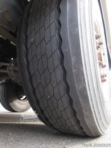 Semi-remorque benne Wielton 3-Achs Kippmulde 53 m³ Liftachse
