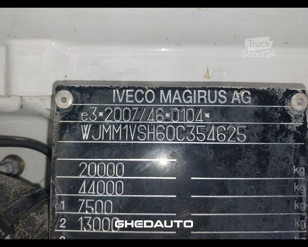 Standard trækkerunit IVECO AD440S42 - 8X2 (2+2)AUSTERAS