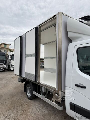 Hladilni dostavnik Renault Master T35