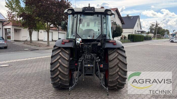 Traktör Claas AXOS 240 ADVANCED
