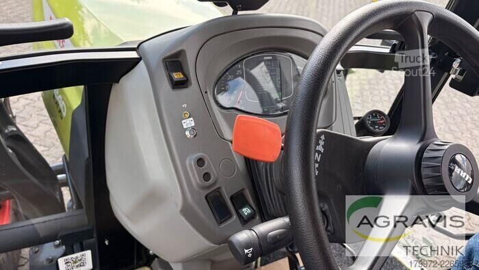 Traktör Claas AXOS 240 ADVANCED