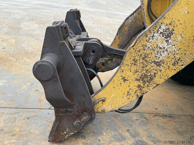 Chargeuse Caterpillar 972MXE