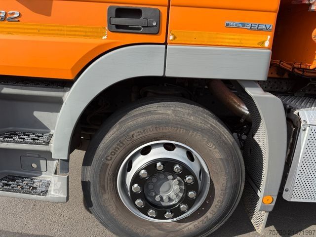 Garbage truck MERCEDES-BENZ Actros 2532 6x2 MP 3 Zoeller Medium SL-2,