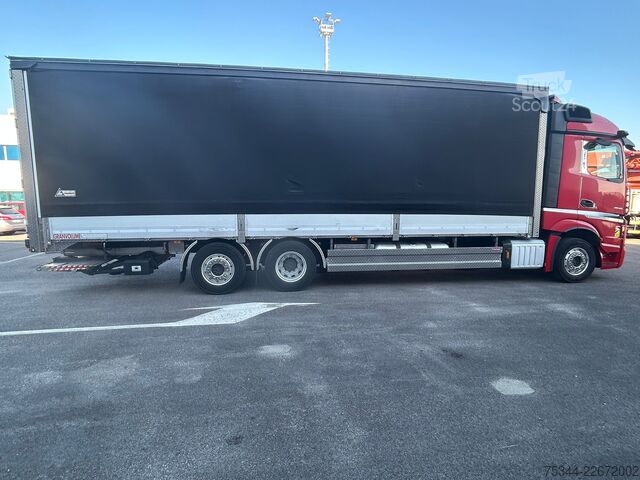 Tractor Mercedes-Benz Actros 2545