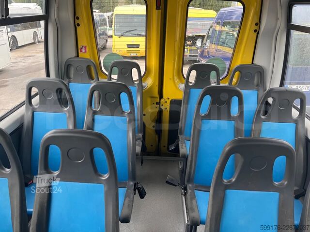 Iveco Daily, 2016, 30 plazas, Euro 6 Iveco Daily