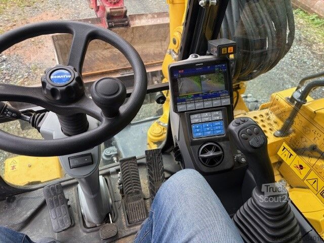 Pelle sur chenilles KOMATSU PW98MR-11
