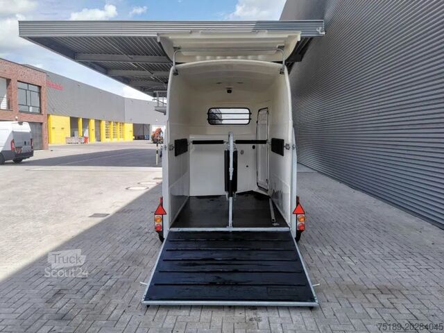 Príves na kone Westfalia Jupiter XL 24
