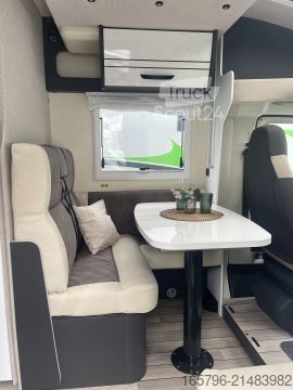 Напівінтегрований кемпер Forster T 699 EB Comfort-Line- & Winter-Paket