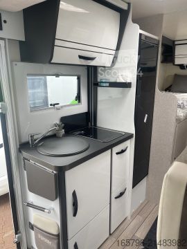 Напівінтегрований кемпер Forster T 699 EB Comfort-Line- & Winter-Paket