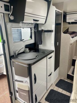 Напівінтегрований кемпер Forster T 699 EB 140 PS * Automatik * 3,5 t