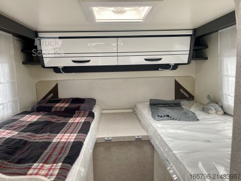 Напівінтегрований кемпер Forster T 699 EB 140 PS * Automatik * 3,5 t