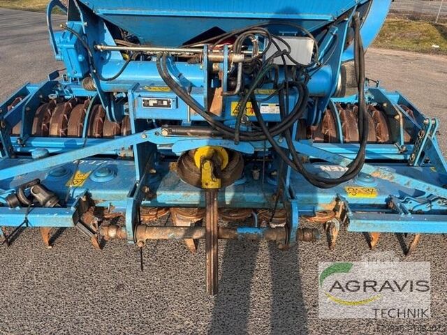 Cultivateur de champs Lemken ZIRKON 12/300