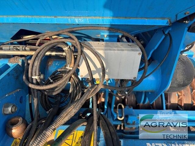Cultivateur de champs Lemken ZIRKON 12/300