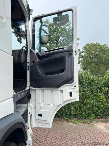 Štandard-SZM DAF XF 450 FT