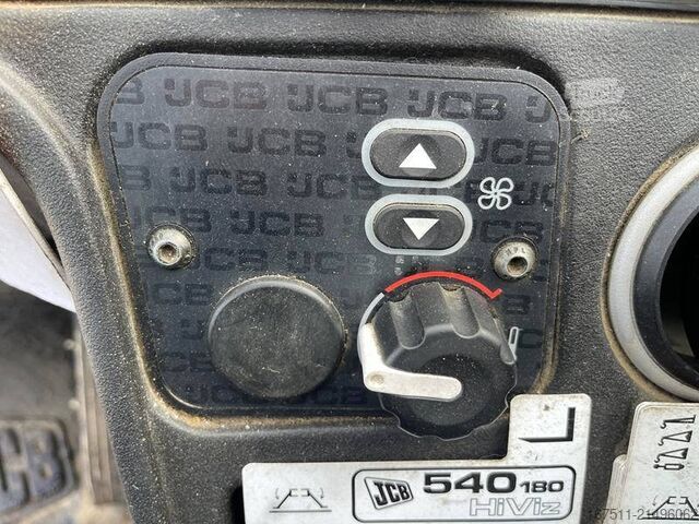 Teleskopický nakladač JCB 540-180