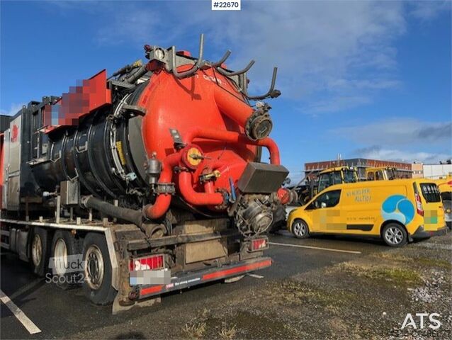 Siurbimo transporto priemonė Scania R560 8x4 supersucker with Disab superstructure