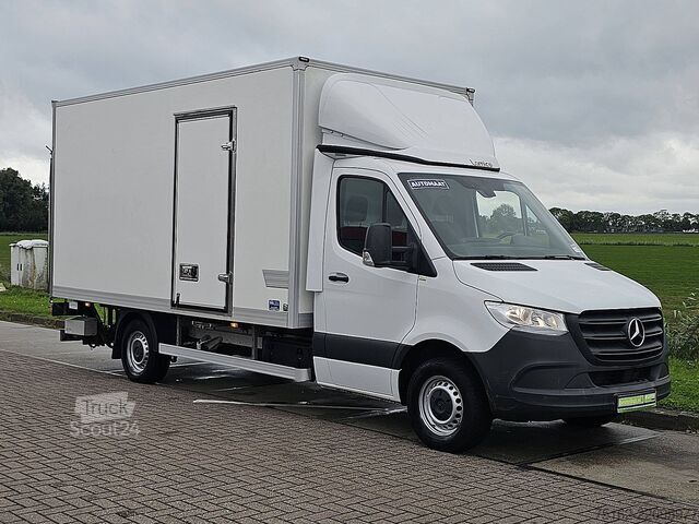 Koffert MERCEDES-BENZ SPRINTER 315 Bakwagen Laadklep!