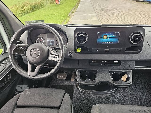 Koffert MERCEDES-BENZ SPRINTER 315 Bakwagen Laadklep!
