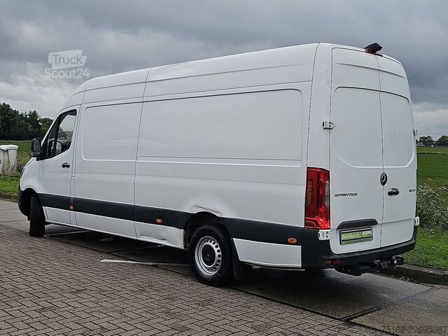 Carrinha de tejadilho alto MERCEDES-BENZ SPRINTER 315 L3H2 Automaat MBUX