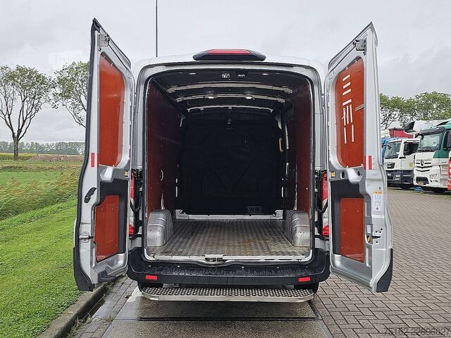 عربة ستيشن واغن ذات سقف مرتفع FORD TRANSIT 350 ac EURO6