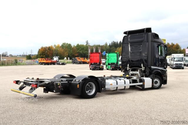 Felépítménycserélő teherautó Mercedes-Benz Actros 1842 L nR BDF Volumen