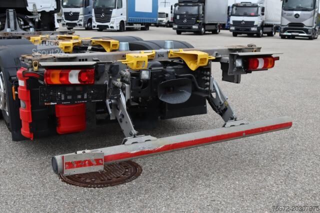 Kamion z zamenljivo nadgradnjo Mercedes-Benz Actros 2546LL MULTIWECHSLER BDF