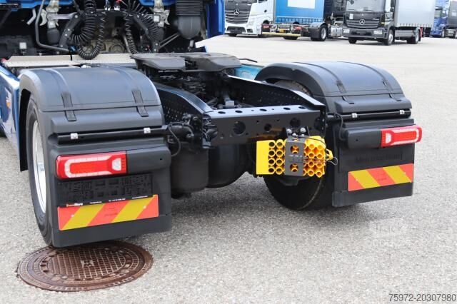 Standard nyergesvontató Mercedes-Benz Actros 1845 LS