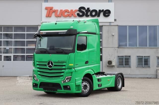 Standart çekici ünitesi Mercedes-Benz Actros 1853 LS