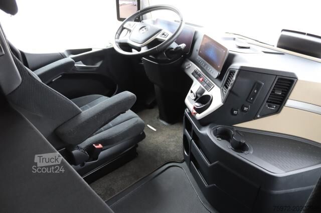 Standart çekici ünitesi Mercedes-Benz Actros 1853 LS