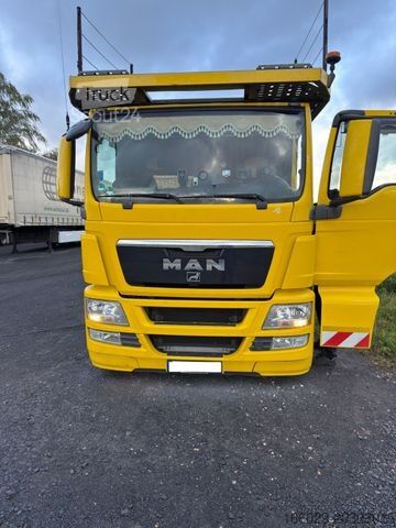 Biltransport lastebil MAN TGS 18.400 Autotransporter Komplettgespann