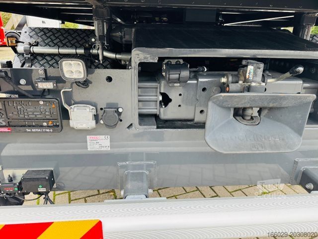 Jeřáb na nákladním automobilu VOLVO FH 500 8x4 Kran F820 RA2.27 Jib & Winde Sofort