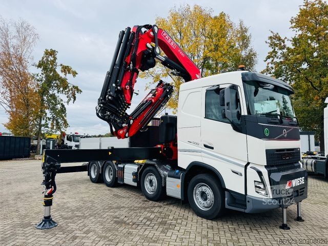 Jeřáb na nákladním automobilu VOLVO FH 500 8x4 Kran F820 RA2.27 Jib & Winde Sofort