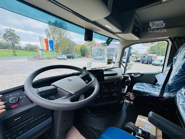 Tovornjak s ploščadjo VOLVO FH 500 8x4 Kran F820 RA2.27 Jib & Winde Sofort