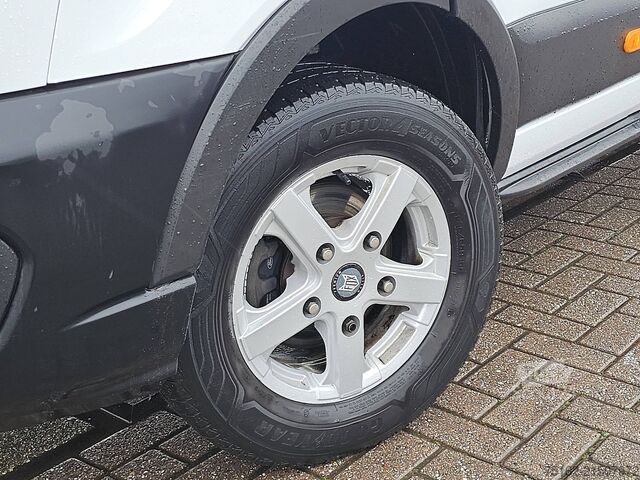 Resväska FORD TRANSIT 2.0 Bakwagen Laadklep!