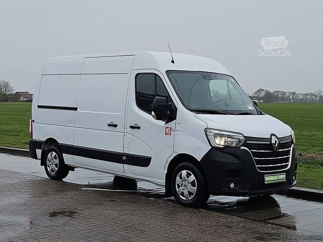 Break cu acoperiș înalt RENAULT MASTER 2.3 L2H2 RED-Edition AC!