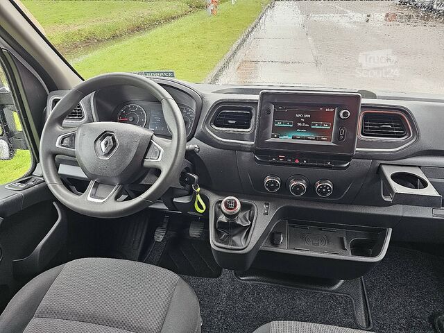 Break cu acoperiș înalt RENAULT MASTER 2.3 L2H2 RED-Edition AC!