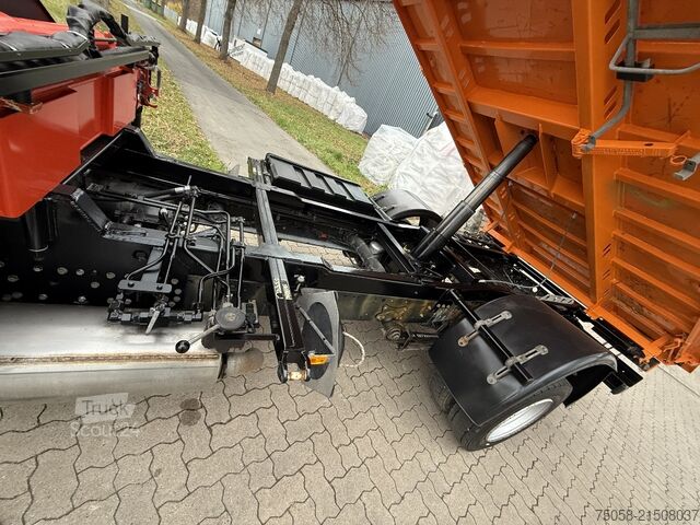 Autokranwagen Mercedes-Benz VARIO 818D - 64 Tkm - Kipper - Kran - 1.