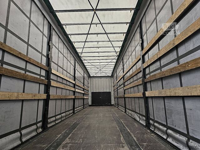 Przesuwne plandeki KRONE SD 24 MEGA