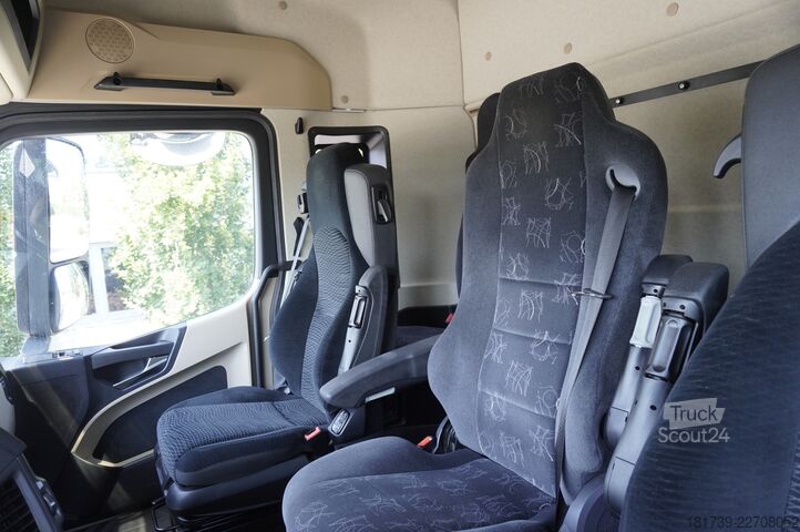 автокран Mercedes-Benz Actros 2540 6×2 / 50 tho. km! / NEW body