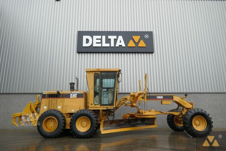 Niveladora Caterpillar 140H Ex-army