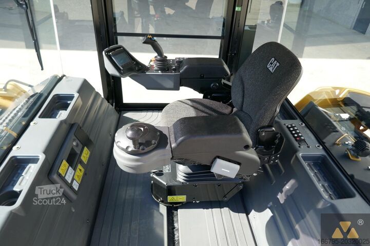 Tandemrulle Caterpillar CB13