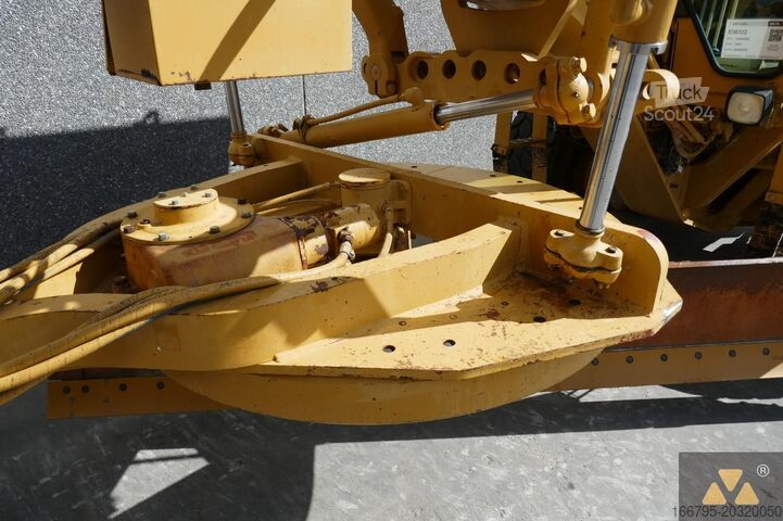 Greideris Caterpillar 140H