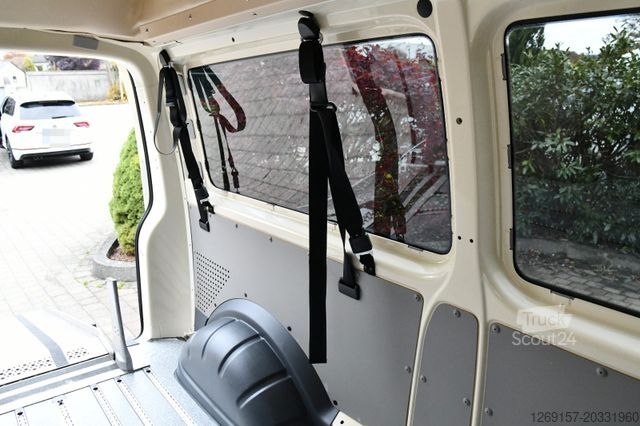 Минибус VOLKSWAGEN Transporter T6 TAXI-Kombi Kranken-Behindertenger