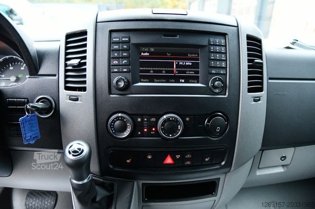 Фургон с высокой крышей MERCEDES-BENZ Sprinter 319CDI V6 L2H2 Standheizung AHK 3,5T
