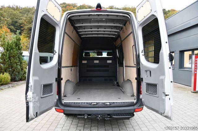 Фургон с высокой крышей MERCEDES-BENZ Sprinter 319CDI V6 L2H2 Standheizung AHK 3,5T
