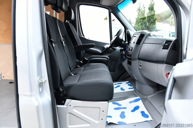 Фургон с высокой крышей MERCEDES-BENZ Sprinter 319CDI V6 L2H2 Standheizung AHK 3,5T