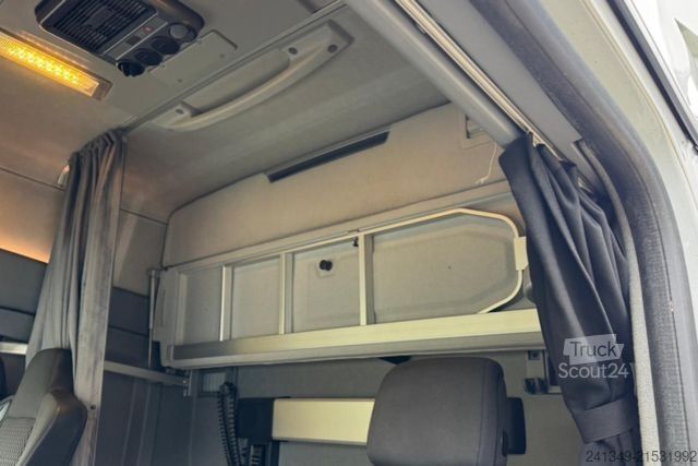 Τυπική μονάδα τράκτορα RENAULT T480 4x2