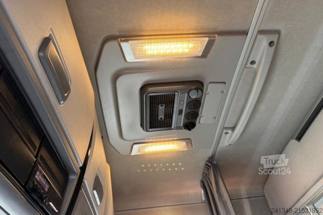 Τυπική μονάδα τράκτορα RENAULT T480 4x2