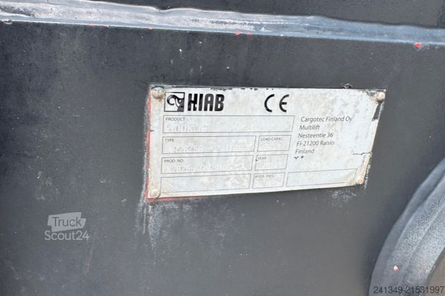 Camion benne à bras amovible MERCEDES-BENZ Arocs 3245 8x4 Hiab 26T