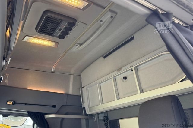 Τυπική μονάδα τράκτορα RENAULT T480 4x2 Standklima